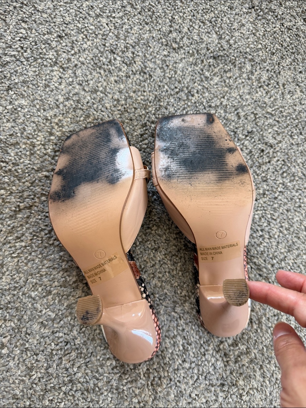 Chain Mule Heels - Picture 7 of 7